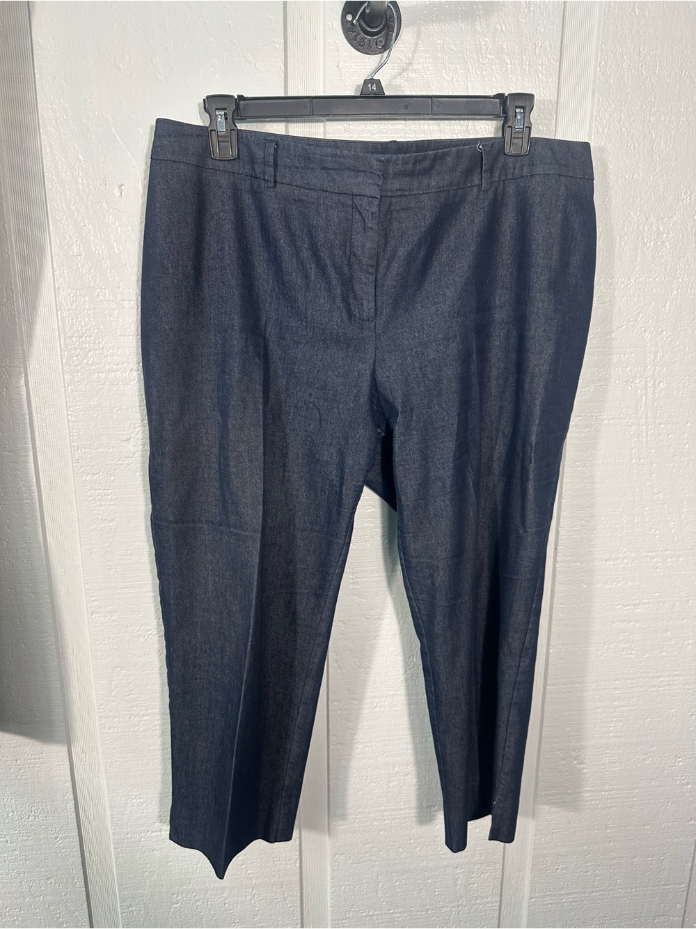 Chicos Blue Women’s Capri Pants Size 3/XL EUC